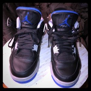 Authentic Men’s  Air Jordan Retro 4’s Size 11